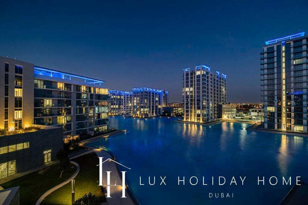 Lux The Burj Khalifa Lagoon View 2 Apartment *