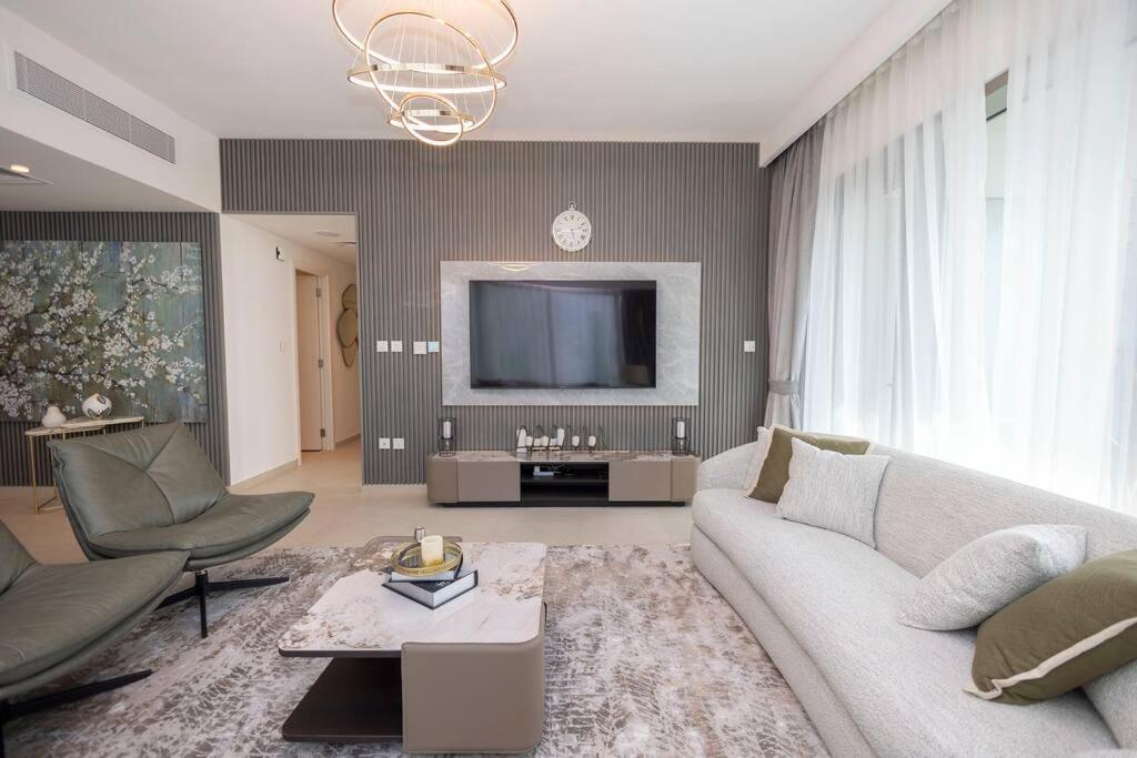 Swanky Dwelling 3br - Marvelous Burj Khalifa Views 2405 Dubai