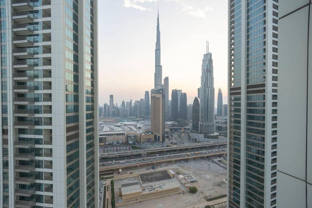 Swanky Dwelling 3br - Marvelous Burj Khalifa Views 2405