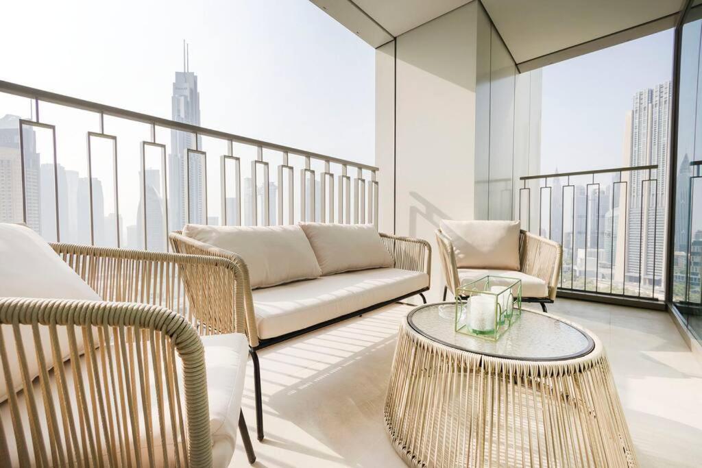 Apartment Swanky Dwelling 3br - Marvelous Burj Khalifa Views 2405 *