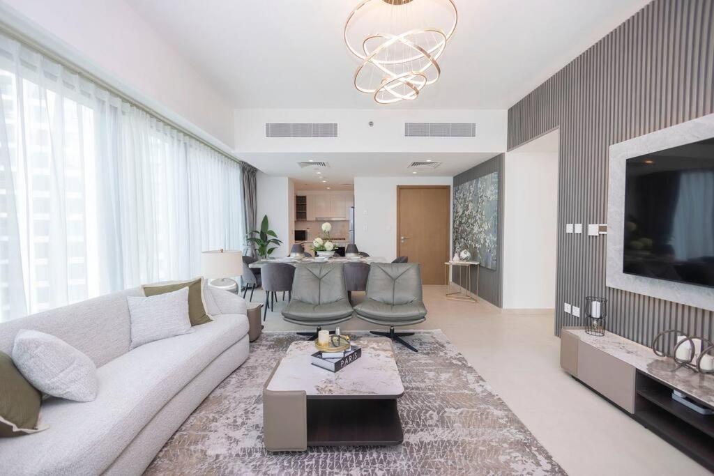 Swanky Dwelling 3br - Marvelous Burj Khalifa Views 2405 Apartment Dubai
