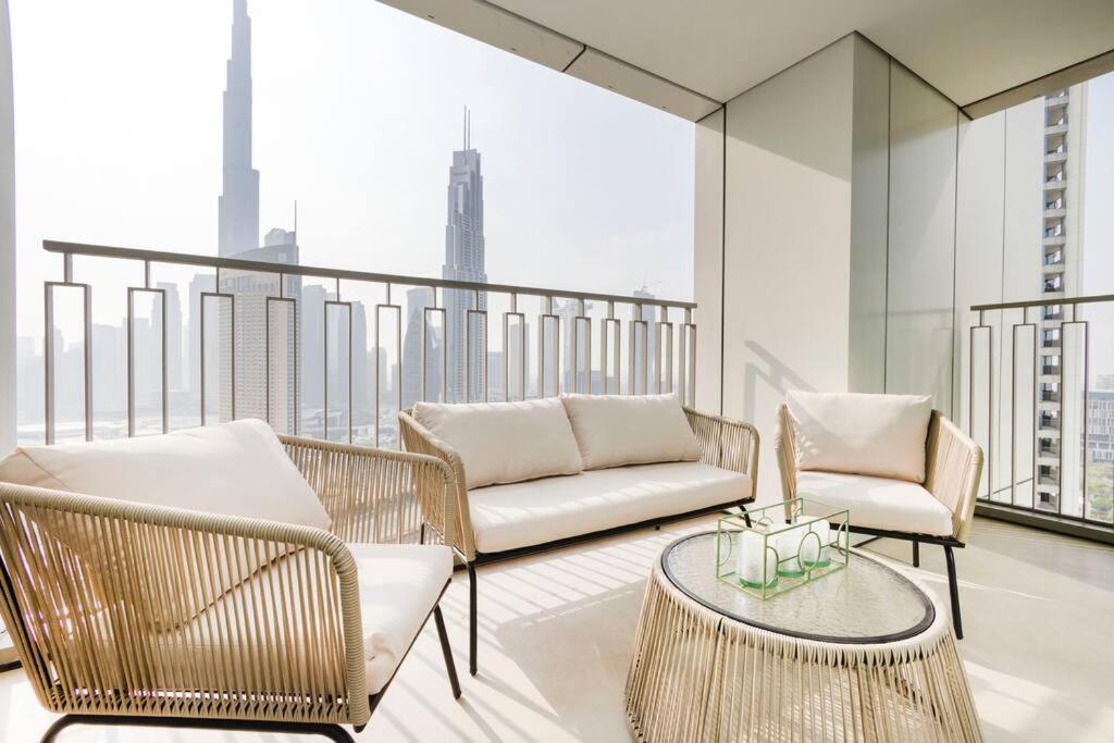 Swanky Dwelling 3br - Marvelous Burj Khalifa Views 2405 Apartment
