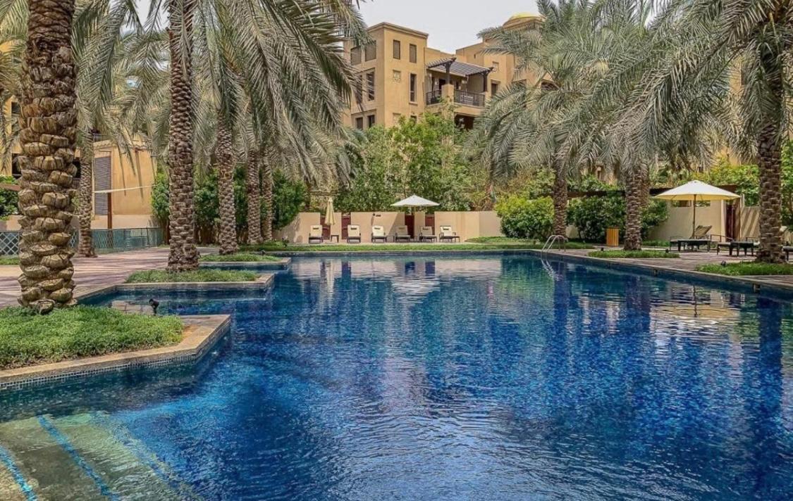Reehan Suites, Downtown - Near Burj Khalifa & Mall * Dubai
