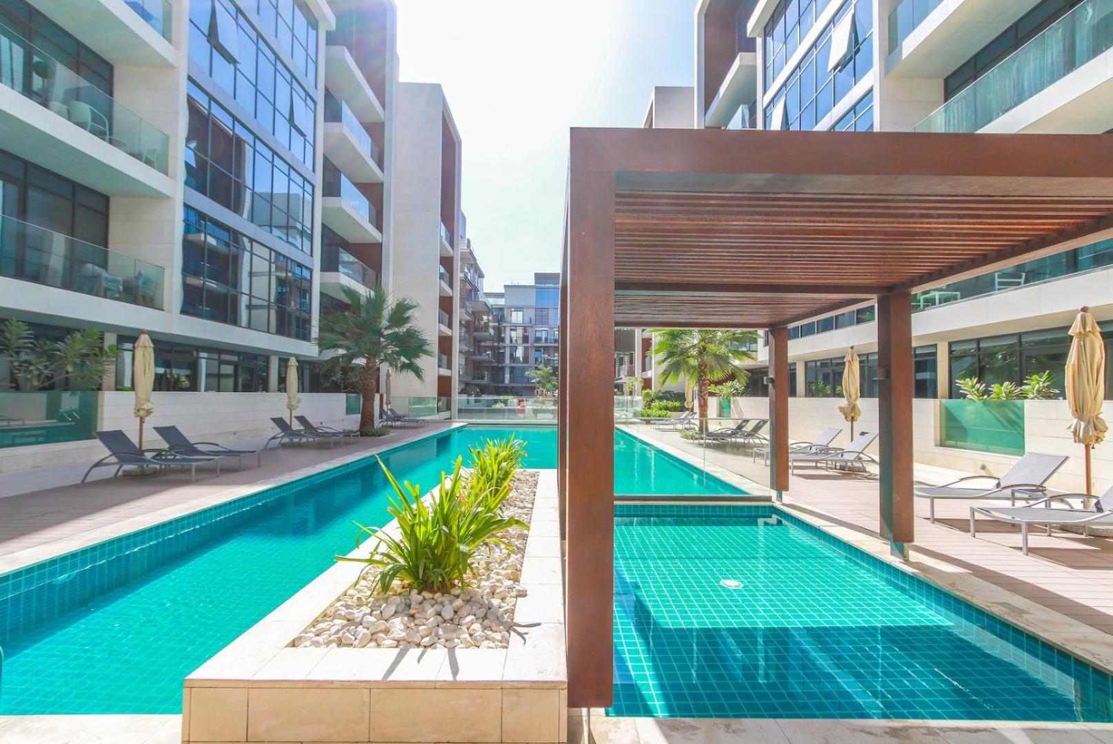 Unwind In Style Of This Grand 2br Citywalk 12 Dubai