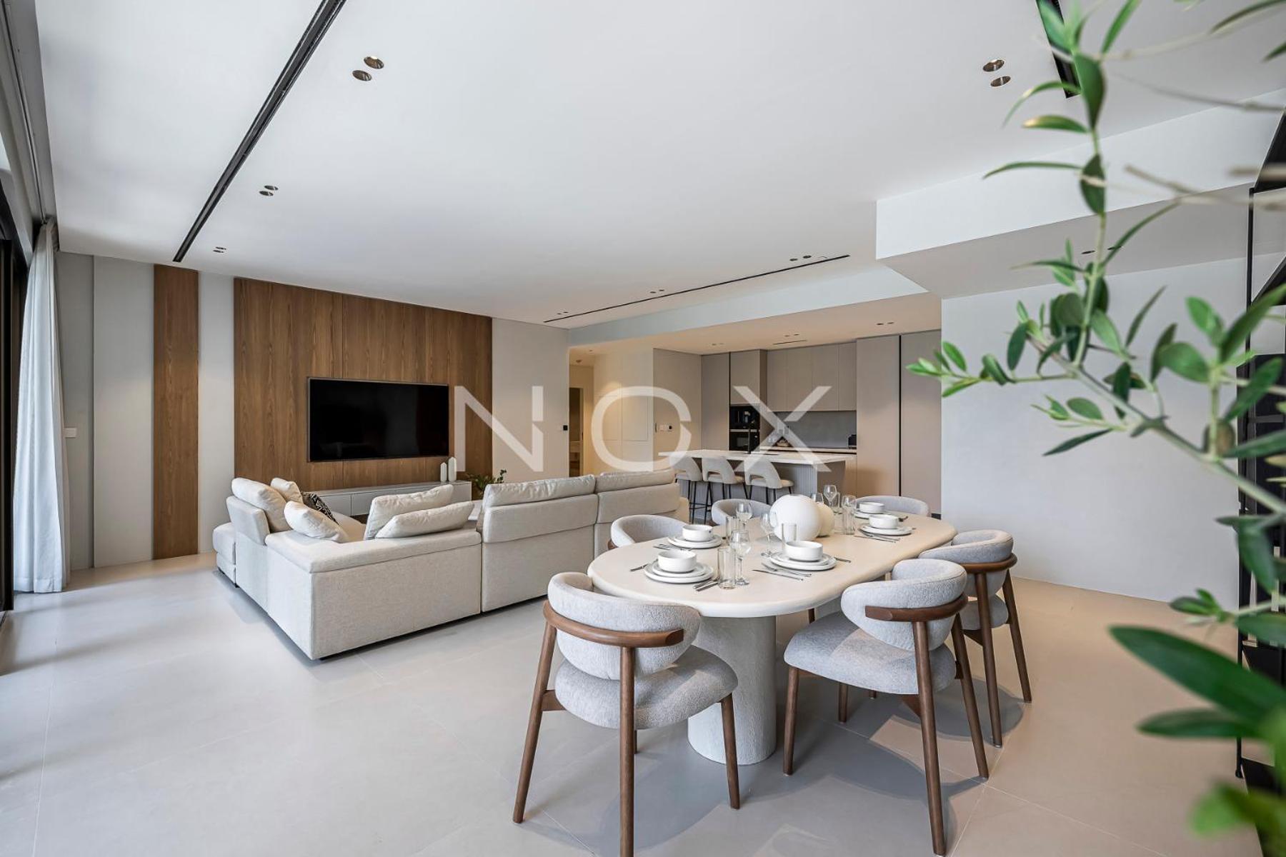 Unwind In Style Of This Grand 2br Citywalk 12 *