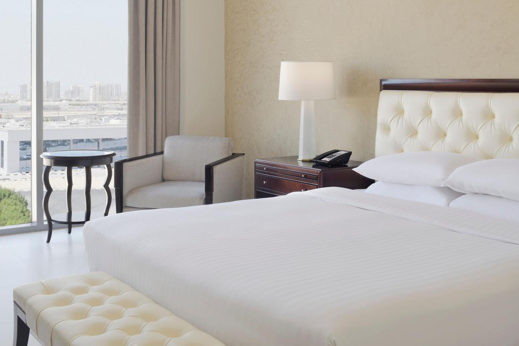 Hotel Delta By Marriott Investment Park