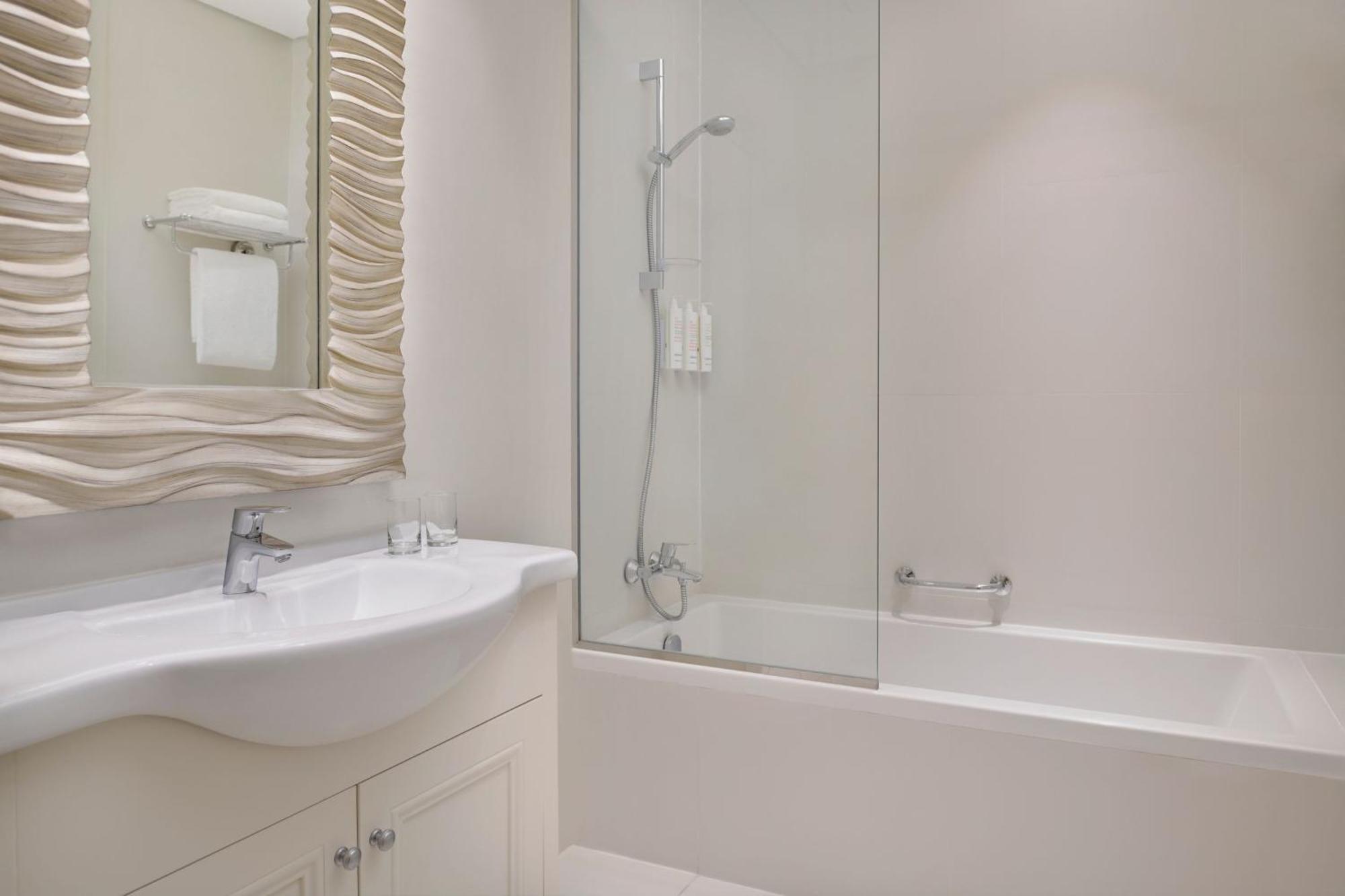 Delta By Marriott Investment Park 4* Dubai