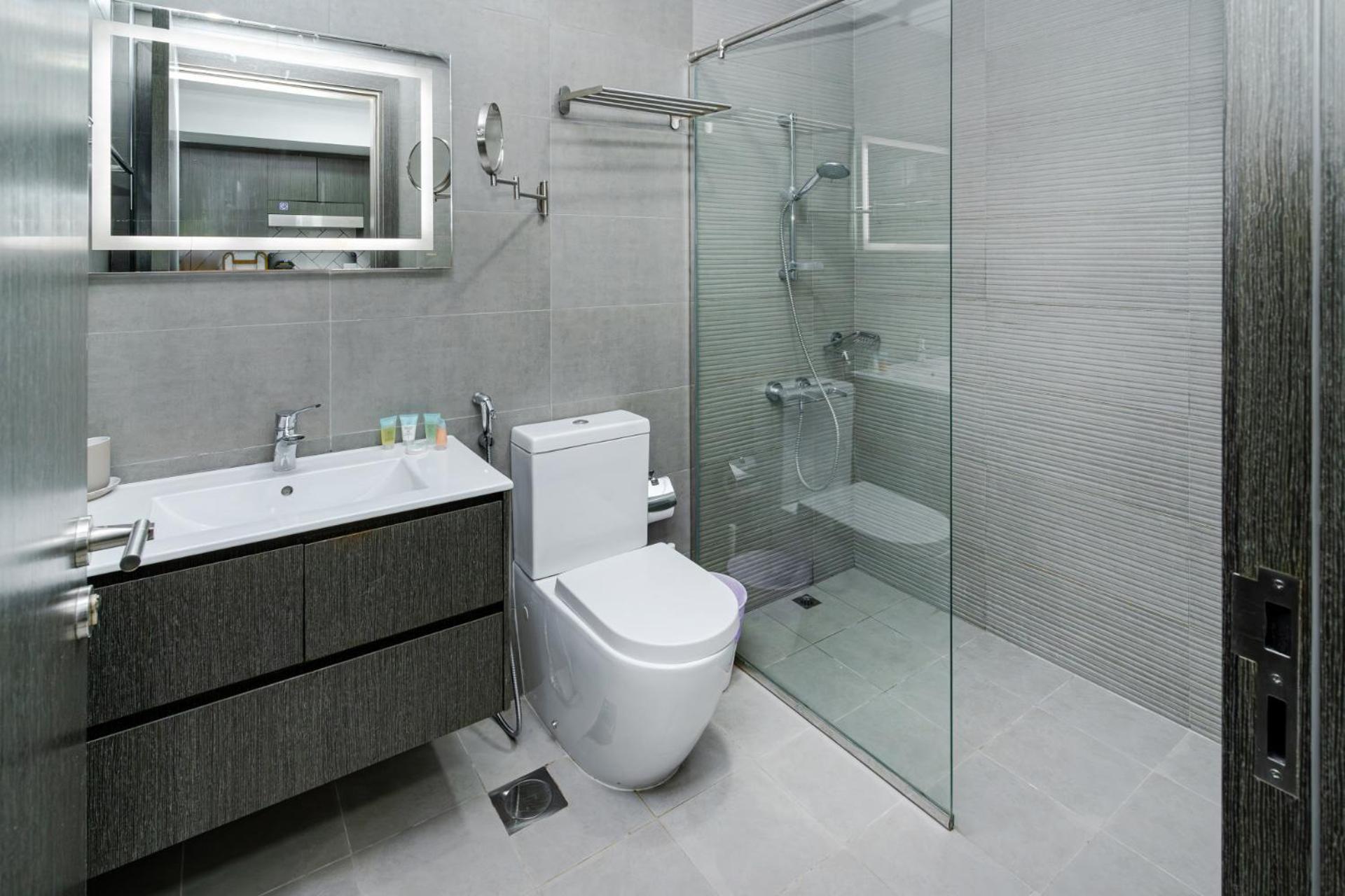 Serene I Great Amenities *