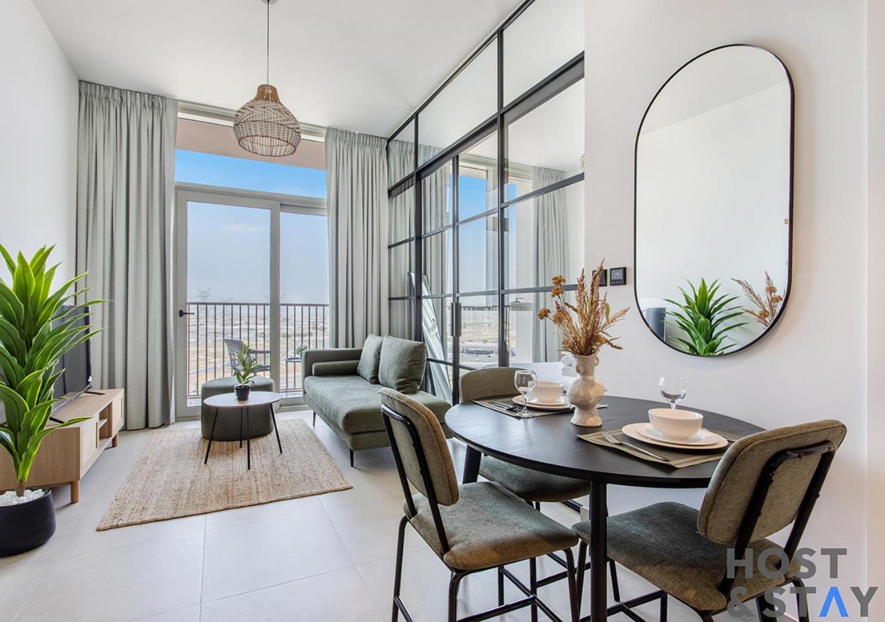 Serene 1br Getaway In Collective Apartment Dubai