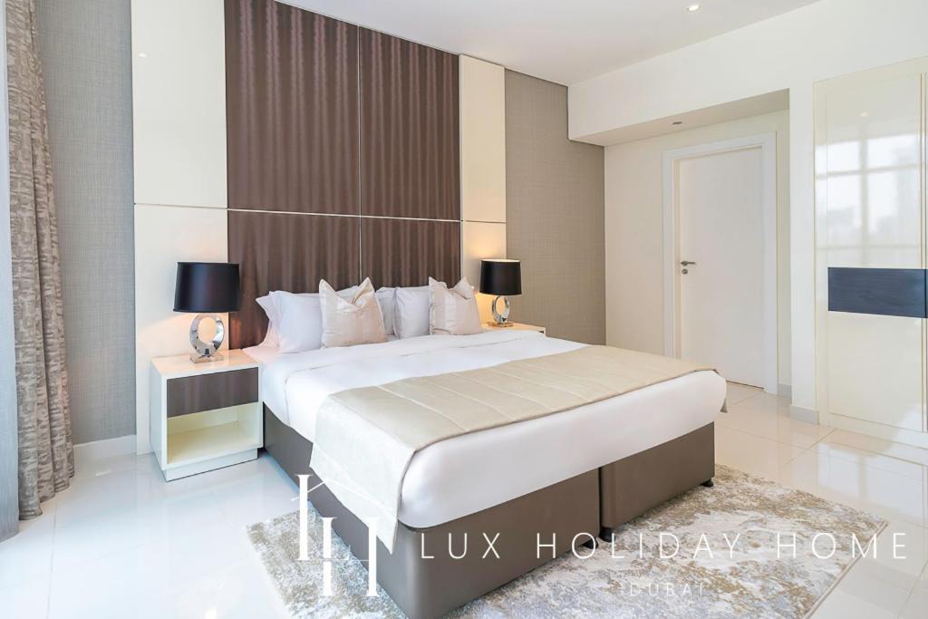 Lux The Bays Edge Canal View Apartment *