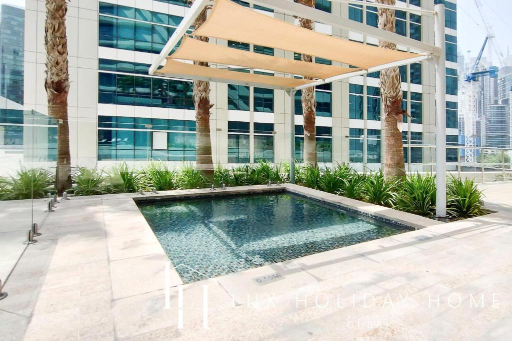 Lux The Bays Edge Canal View * Dubai