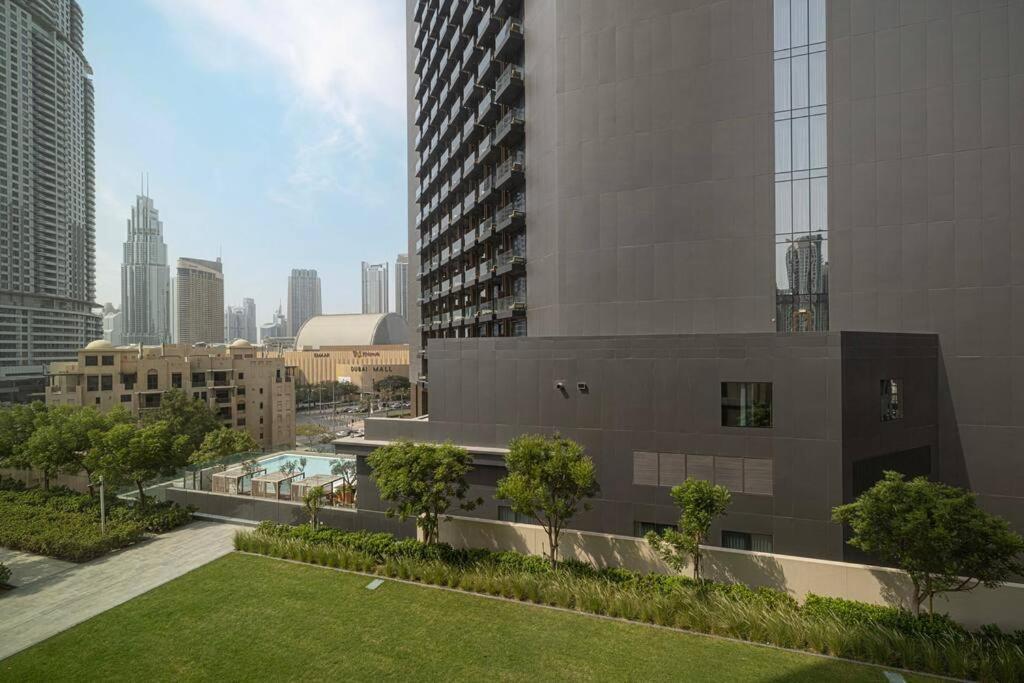 2 Bedroom Luxury Full Burj Views *