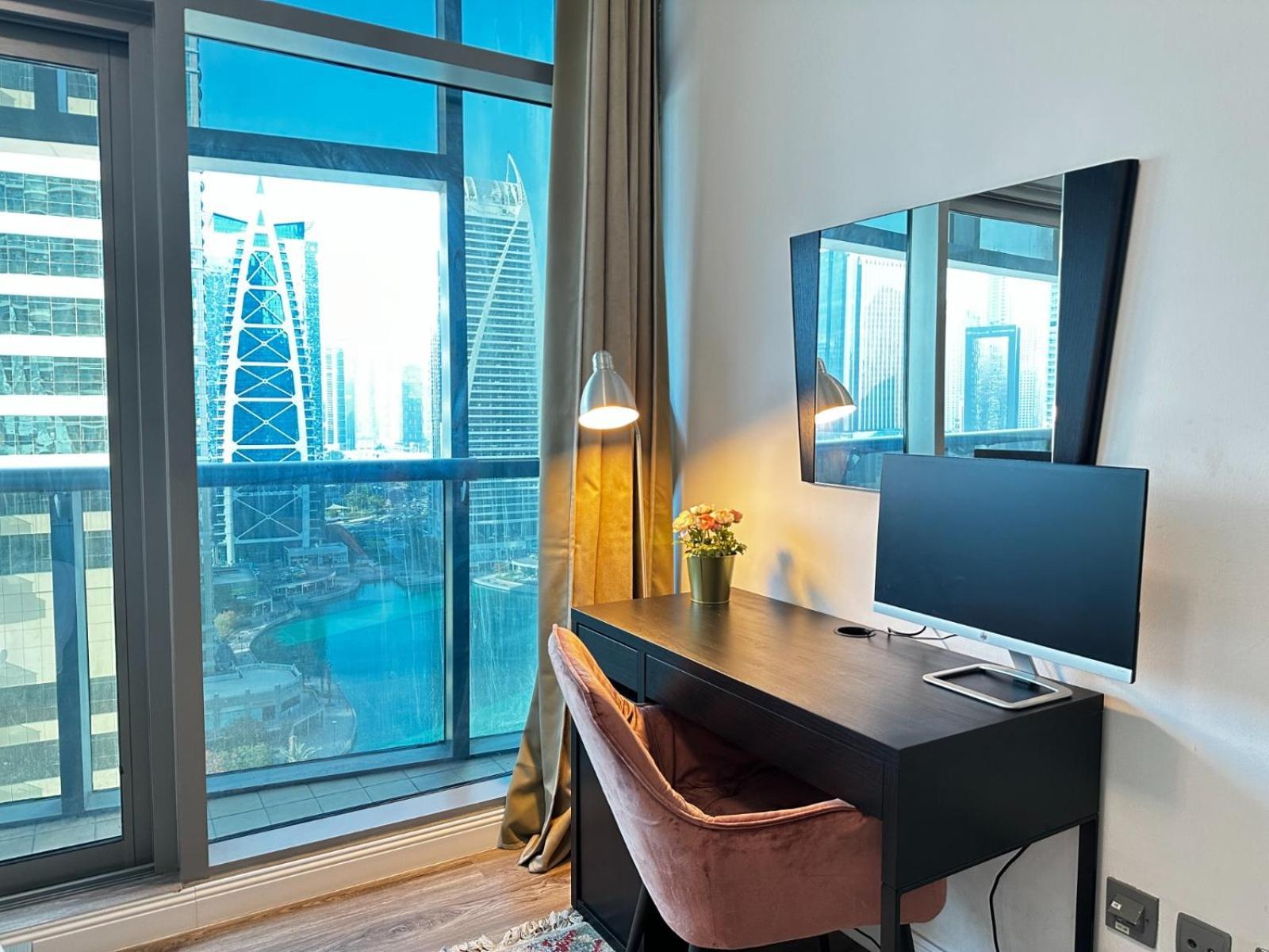La Buena Vida Homes - Luxe 1bd, Boutique Full Lakeview 1m To Metro, & Almas Tower Daire