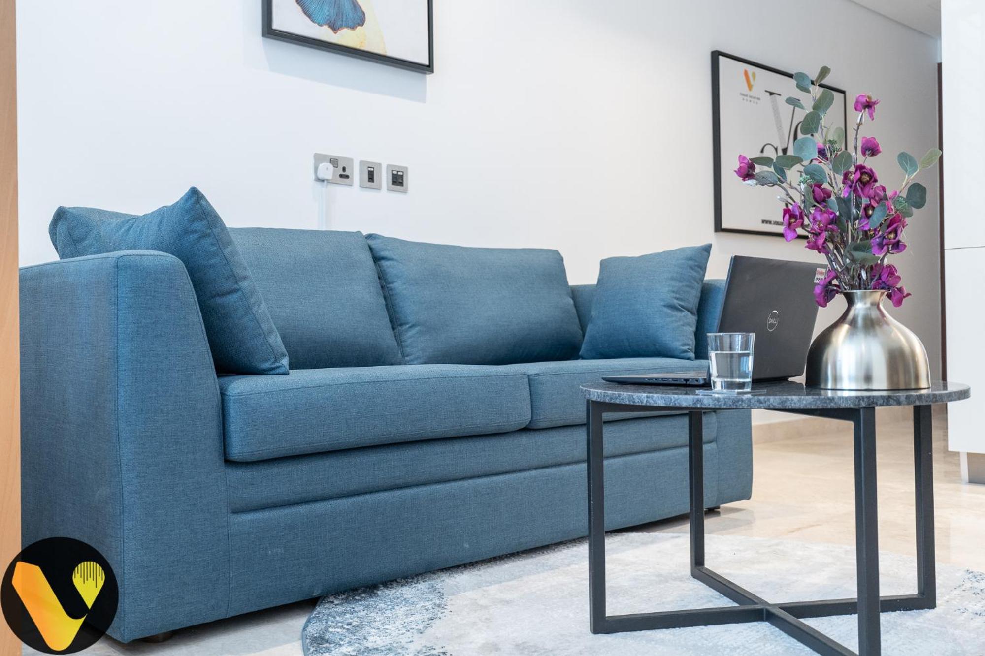 Vogue Sterling East Near Mall & Burj Khalifa Apartment