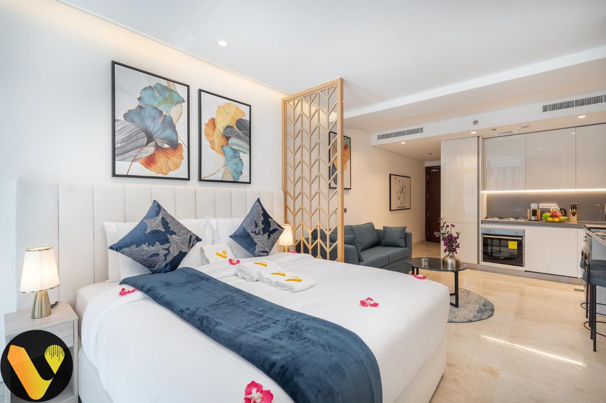Vogue Sterling East Near Mall & Burj Khalifa * Dubai