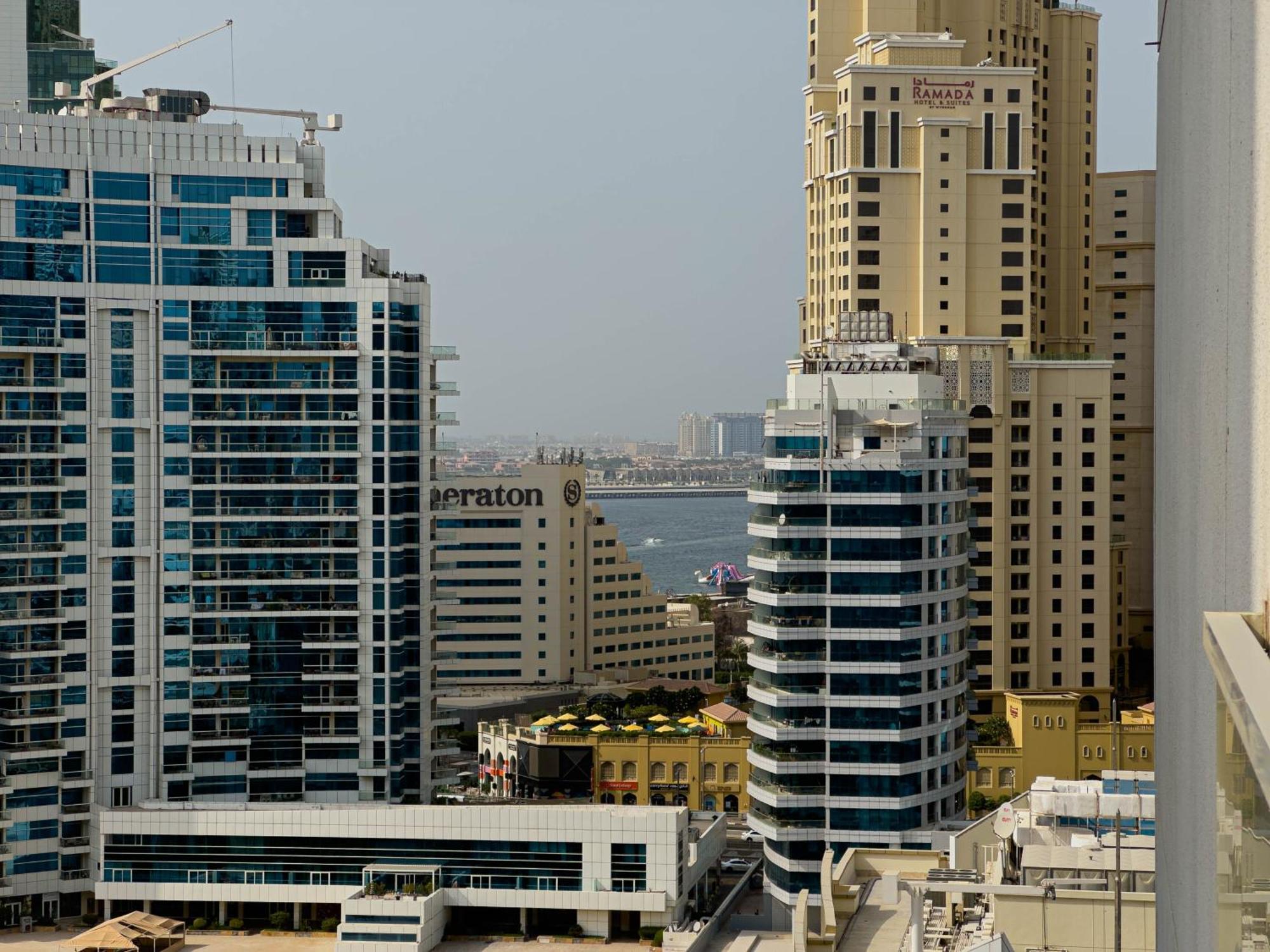 Naseem - One Tower Apartment *