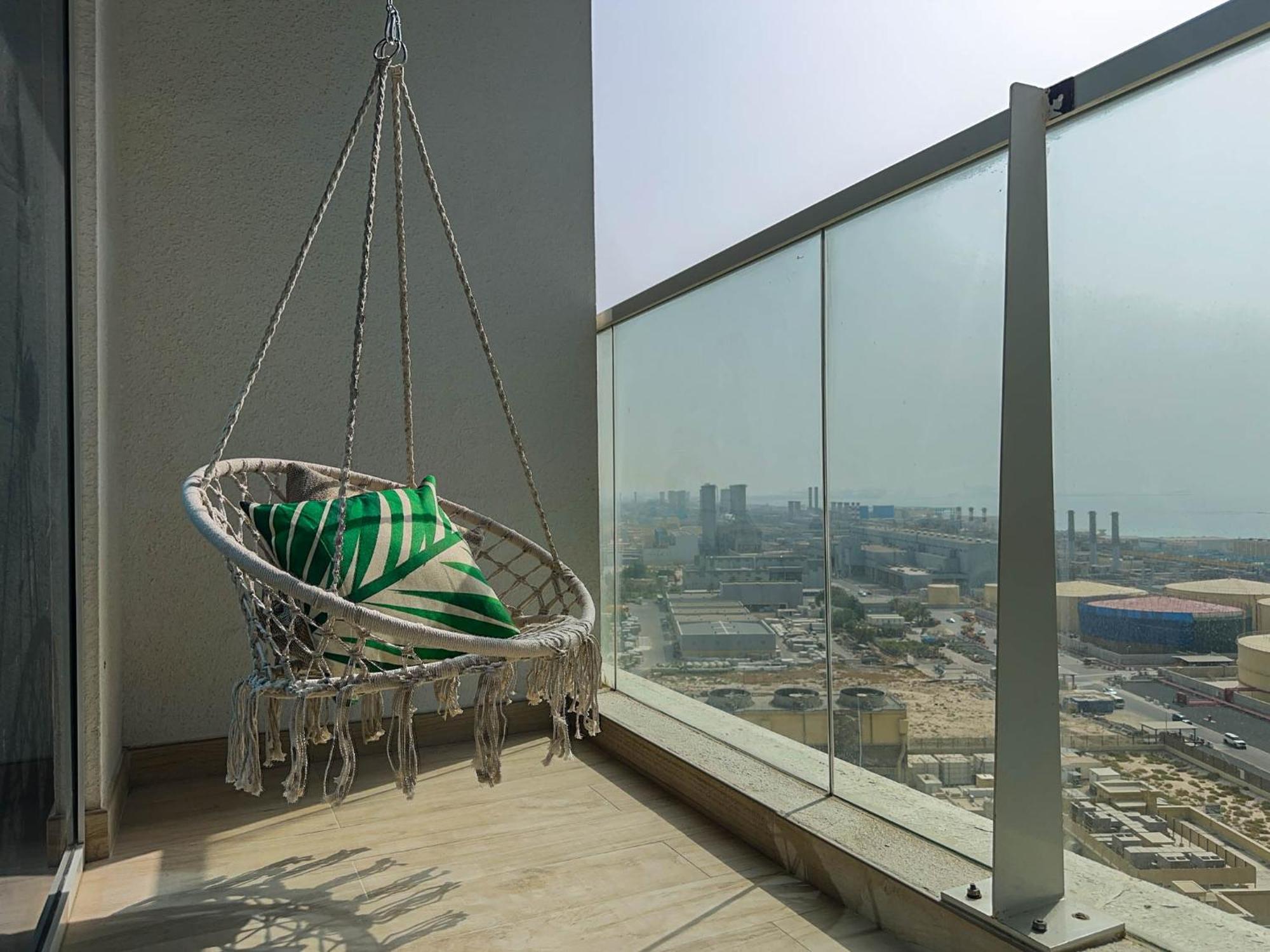 Naseem - One Tower * Dubai