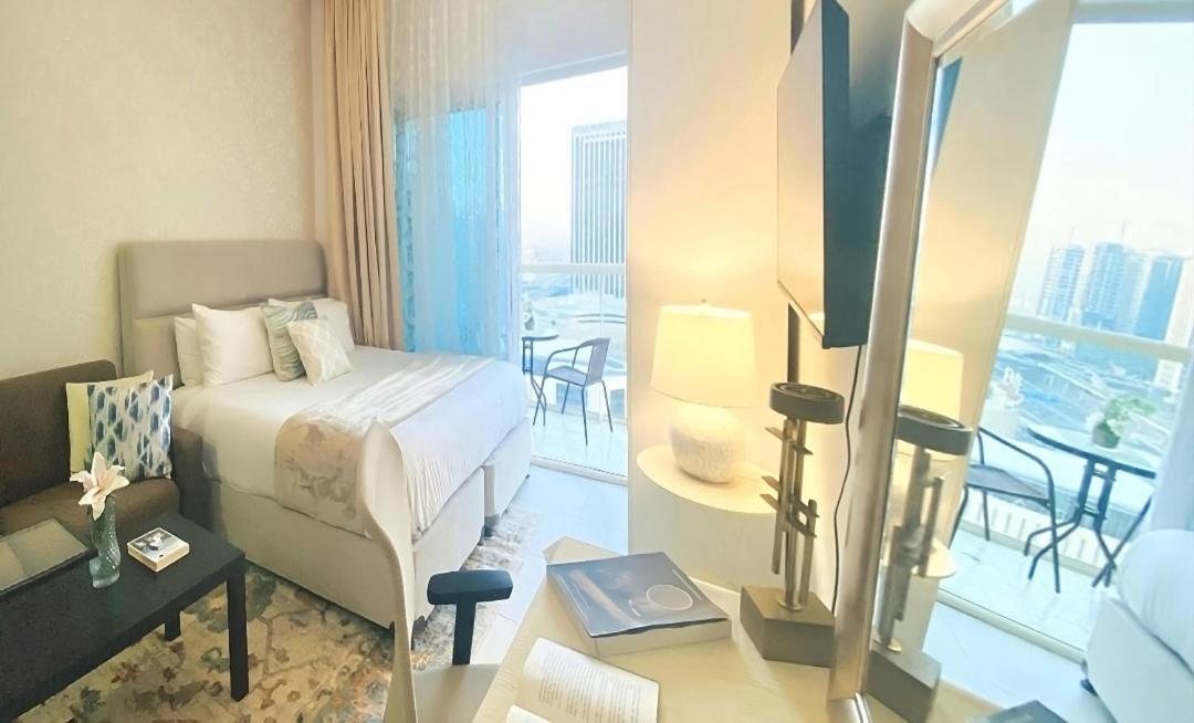 Marina And Sea View At 10mn From Jbr & Metro Deluxe For 4ppl Late Check-in & Late Check-out Apartamento
