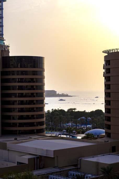 Apartamento Vacation Friendly View Luxury 1bedroom- Walk To & Mall Dubai