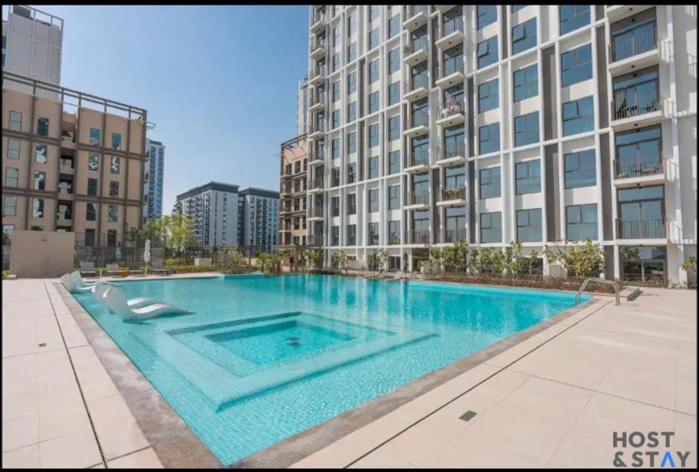 Serene 1br Getaway In Collective