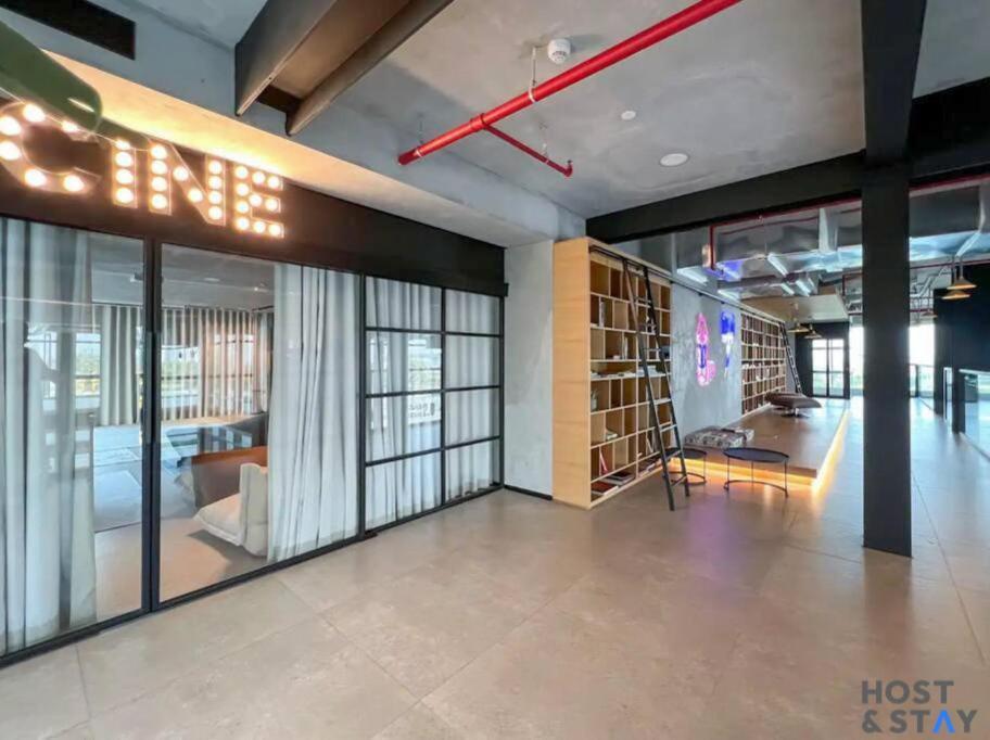 Serene 1br Getaway In Collective Apartment