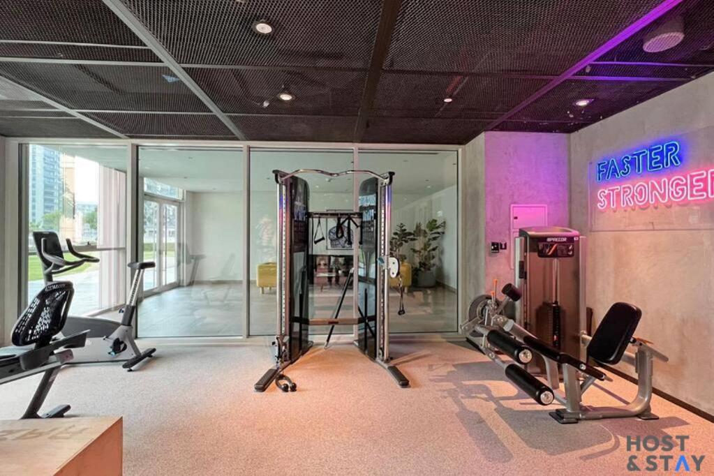 Serene 1br Getaway In Collective * Dubai