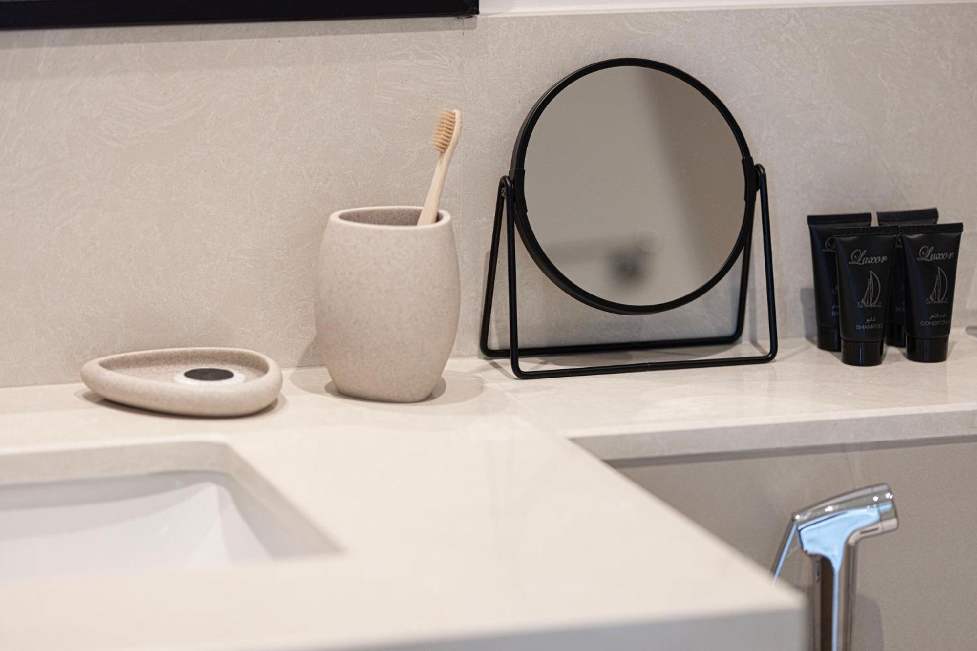 Luxury Minimalistic In Downtown Opposite Burj Khalifa & Mall *