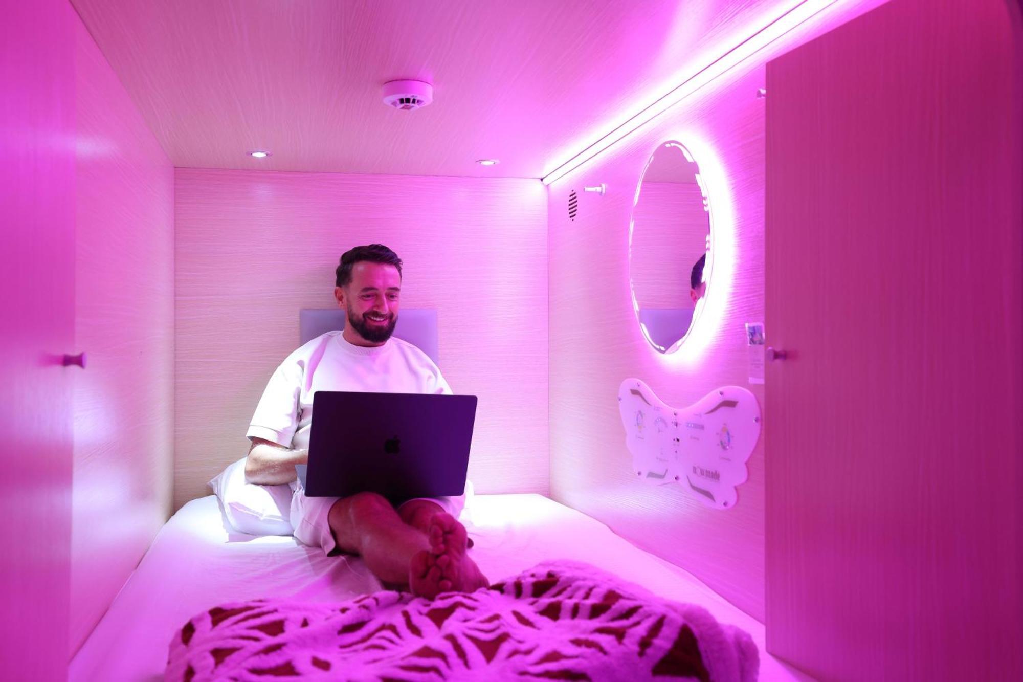 Hostel Capsule Experience Duplex - Panoramic Sea View - Nowmade La Marina