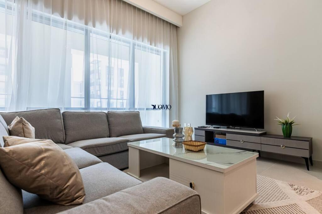 Holiday home Myduomo-2br Creek With Park & Pool Views-205