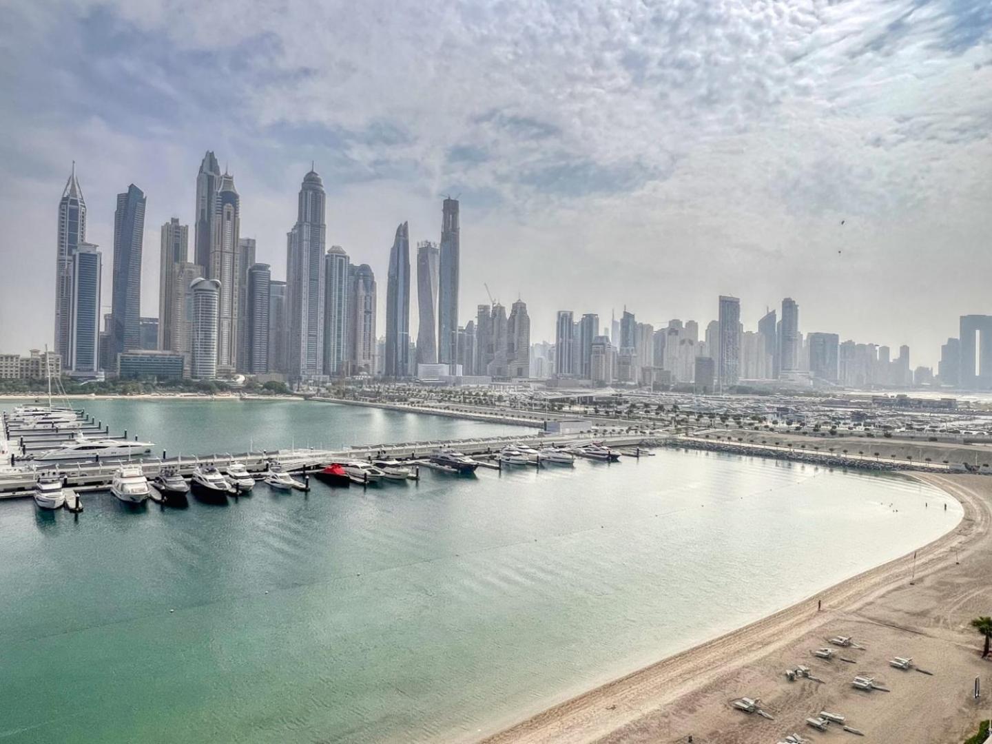 Brand New 2br With Private Access, Beachfront Marina Vista Apartment Dubai