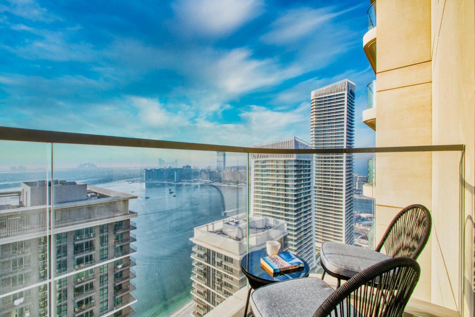 Apartment Brand New 2br With Private Access, Beachfront Marina Vista Dubai