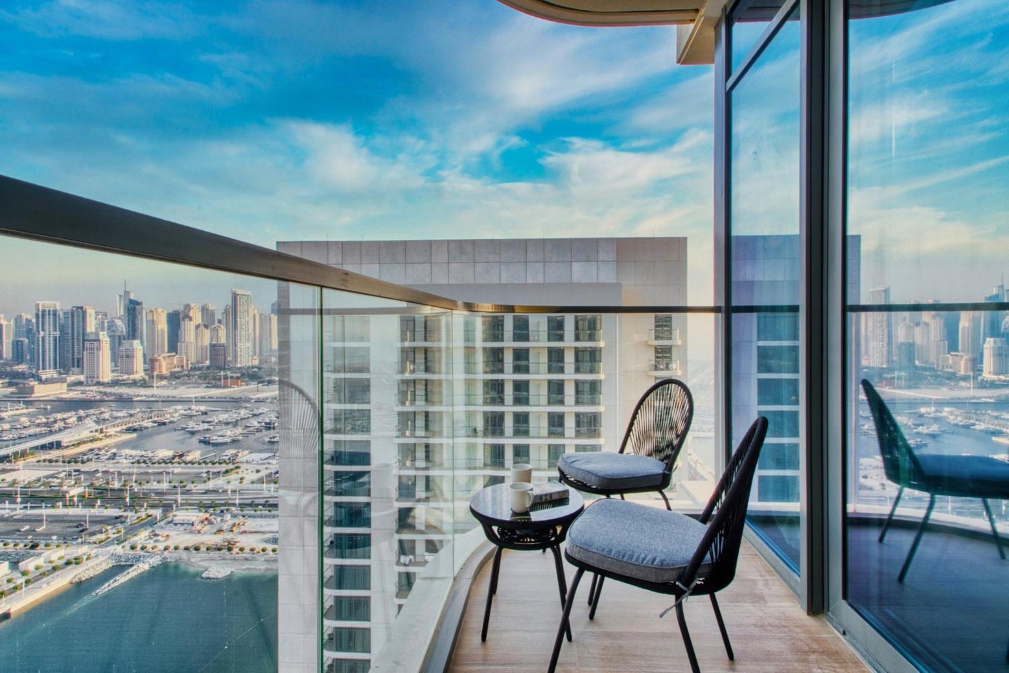 Apartment Brand New 2br With Private Access, Beachfront Marina Vista Dubai