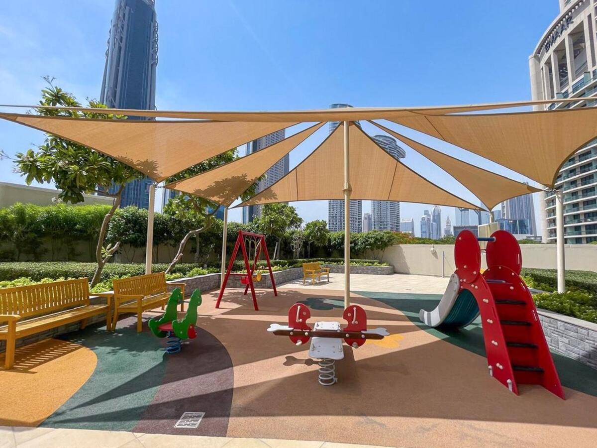 Cozy Loft In Downtown With Greenery View, Sleeps 4 Apartment Dubai