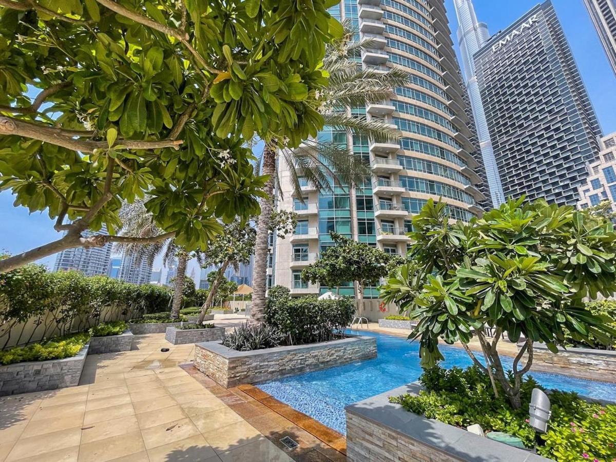 Cozy Loft In Downtown With Greenery View, Sleeps 4 * Dubai