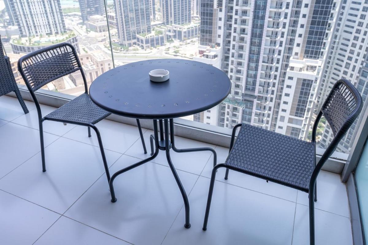 Fantastic 2 Bed That Sleeps 4 Apartment Dubai