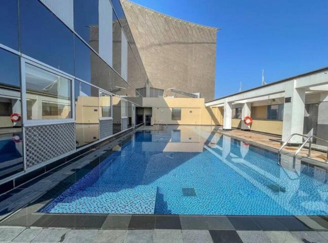 Very Cool Flat For 3 People Dubai