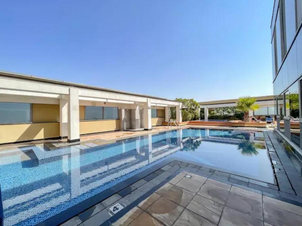 Very Cool Flat For 3 People * Dubai