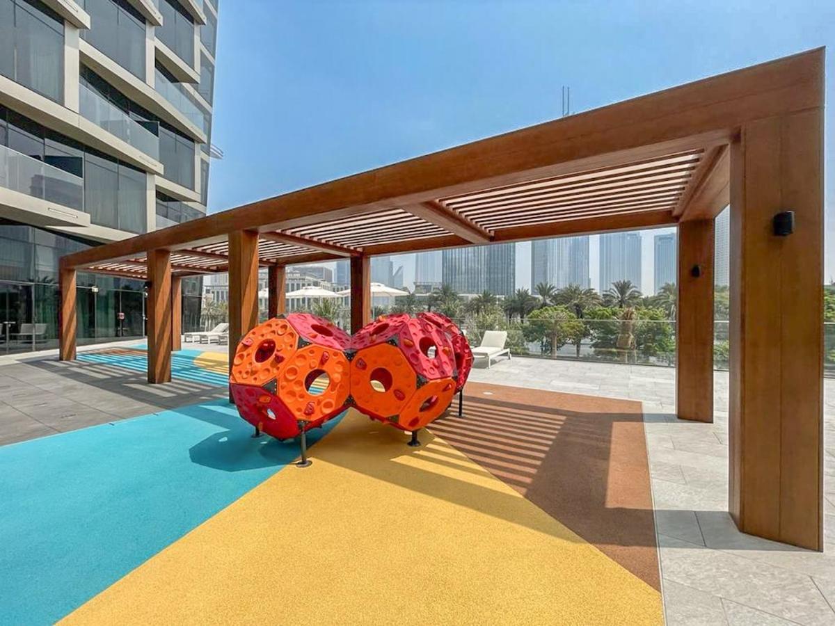 Chic For 4 With Burj Khalifa Views Apartment *