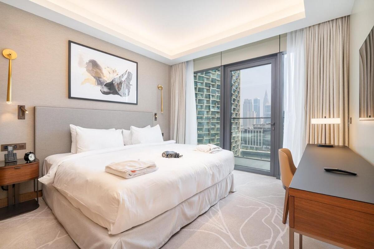 Chic For 4 With Burj Khalifa Views * Dubai
