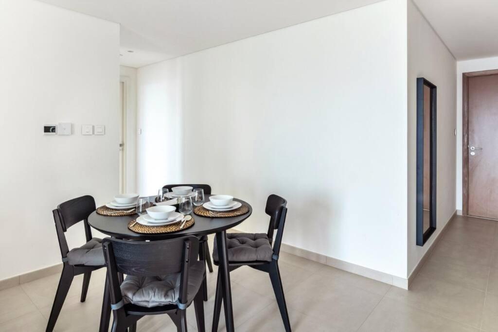 Apartment Luxury And Elegant 2br With Burj Khalifa View *