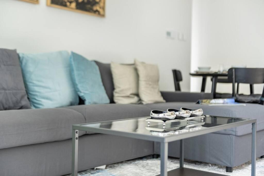 Apartment Luxury And Elegant 2br With Burj Khalifa View