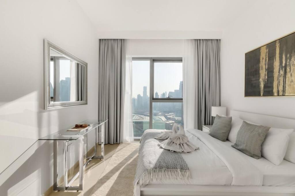 Luxury And Elegant 2br With Burj Khalifa View * Dubai