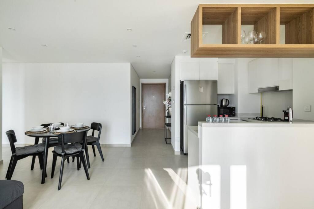 Apartment Luxury And Elegant 2br With Burj Khalifa View Dubai