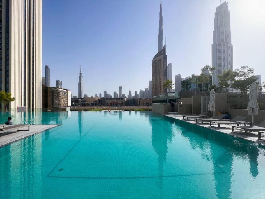 Apartment Luxury And Elegant 2br With Burj Khalifa View