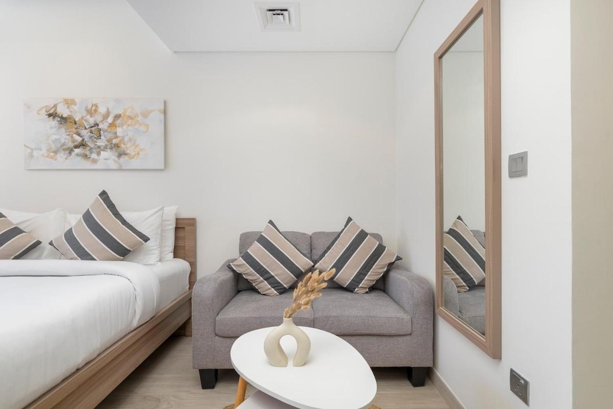 Lovable Studio With Street View At Azizi Riviera In Meydan One Apartment Dubai