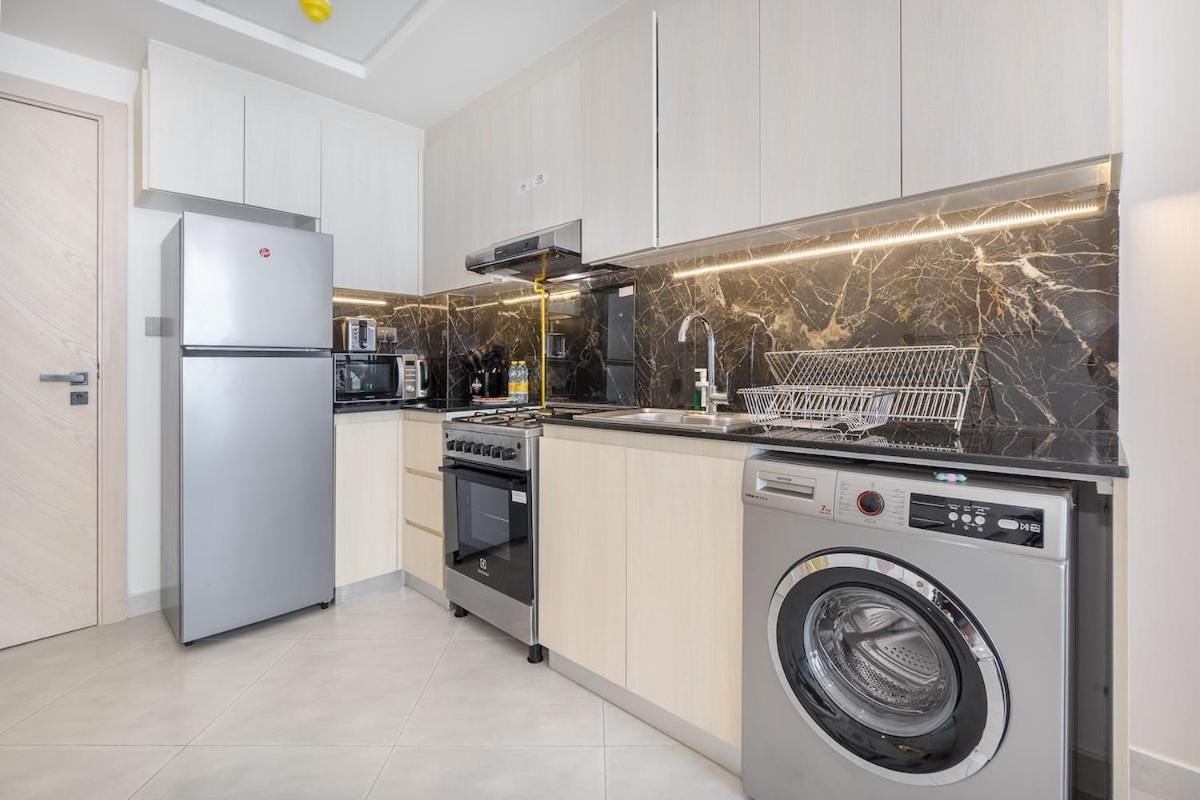 Eye-captivating 1 Bed For 2 * Dubai