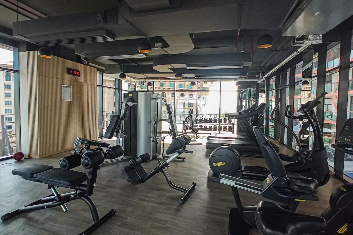 Eye-captivating 1 Bed For 2 Dubai