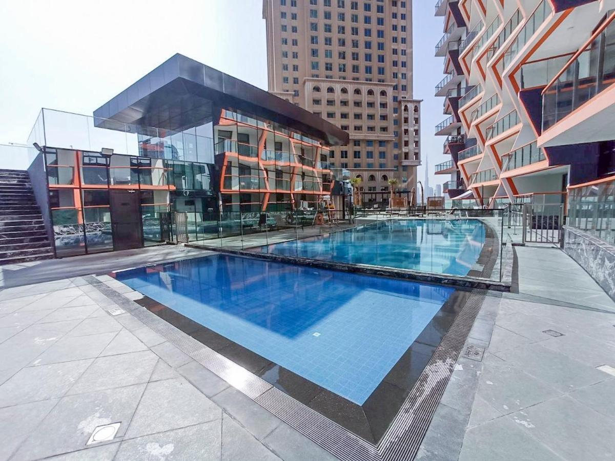 Eye-captivating 1 Bed For 2 Apartment