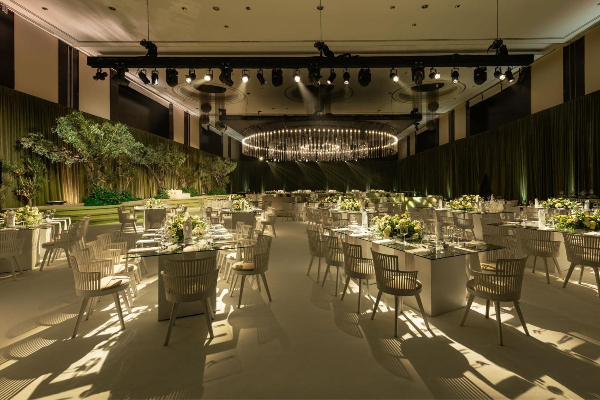 Le Meridien & Conference Centre Hotel