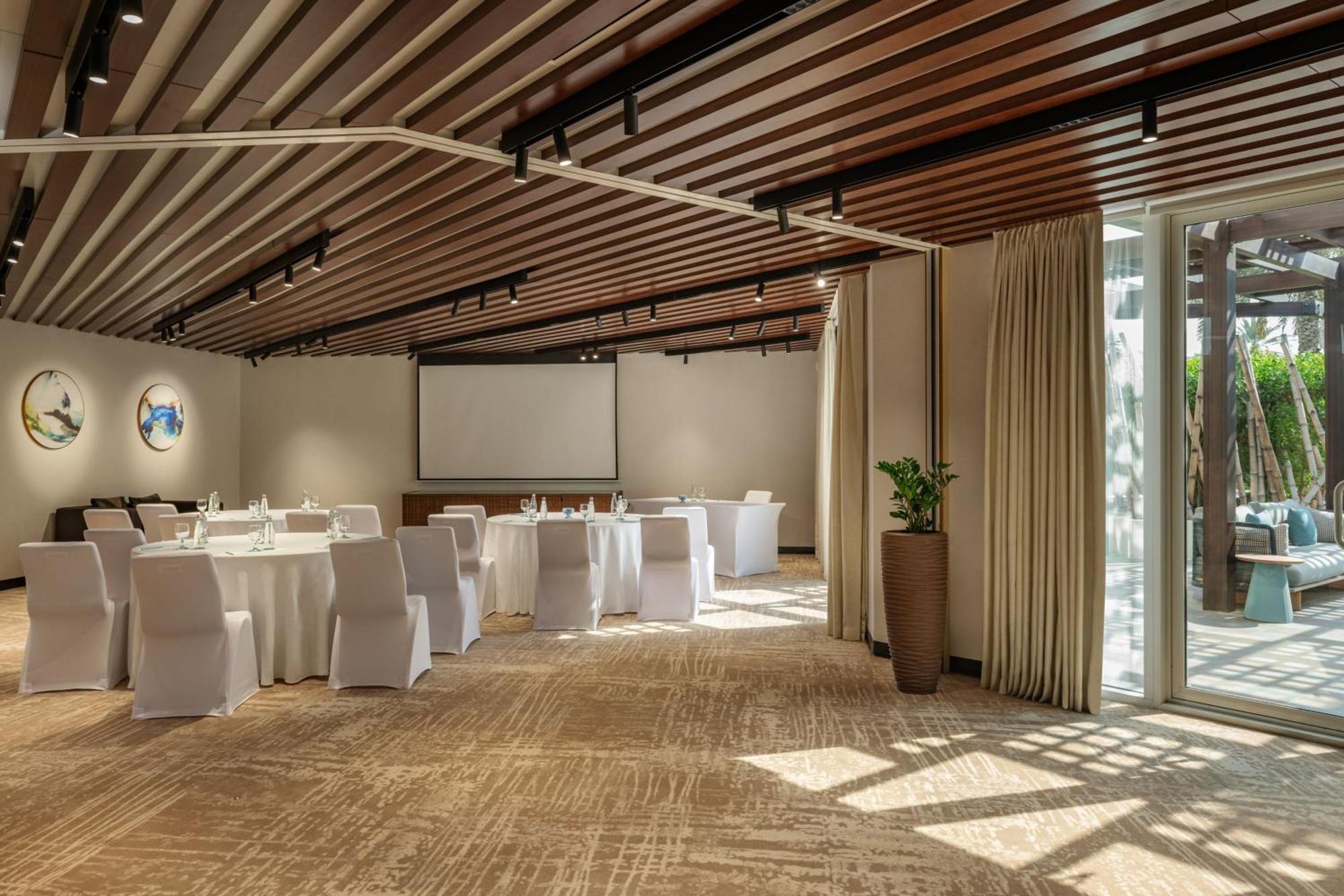 Le Meridien & Conference Centre Dubai